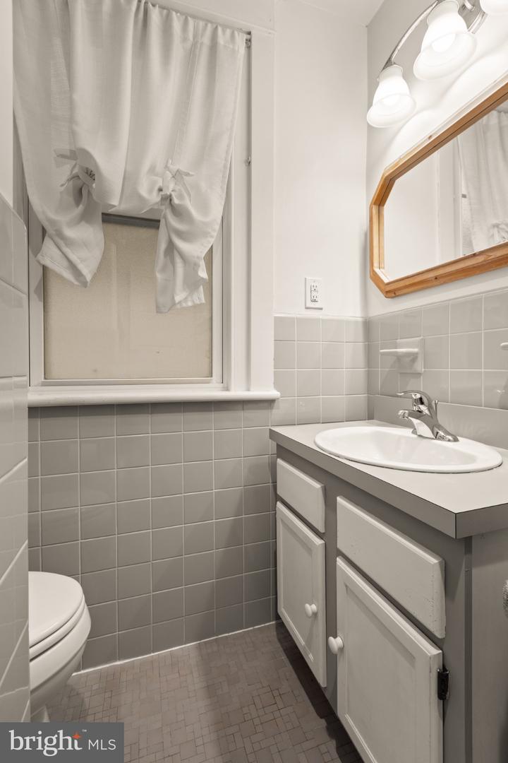 116 Allison Rd Property Photo 23