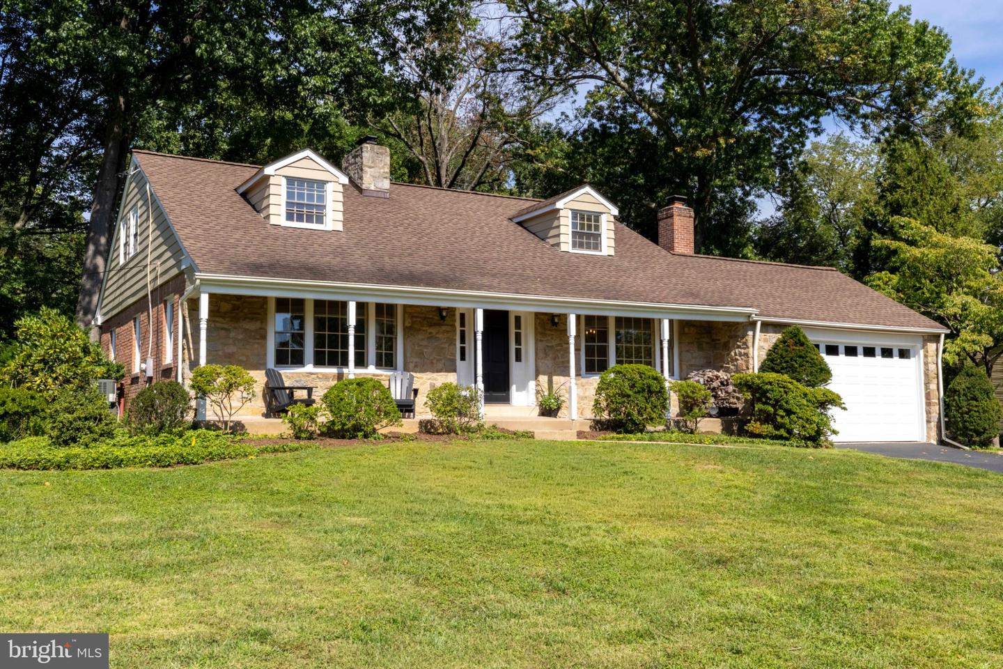 1051 Kipling Rd Property Photo 3