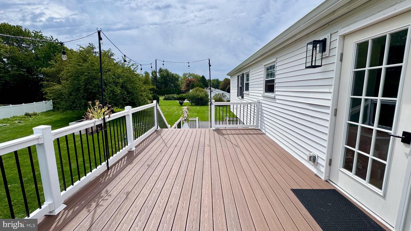806 Wright Dr # Property Photo 17