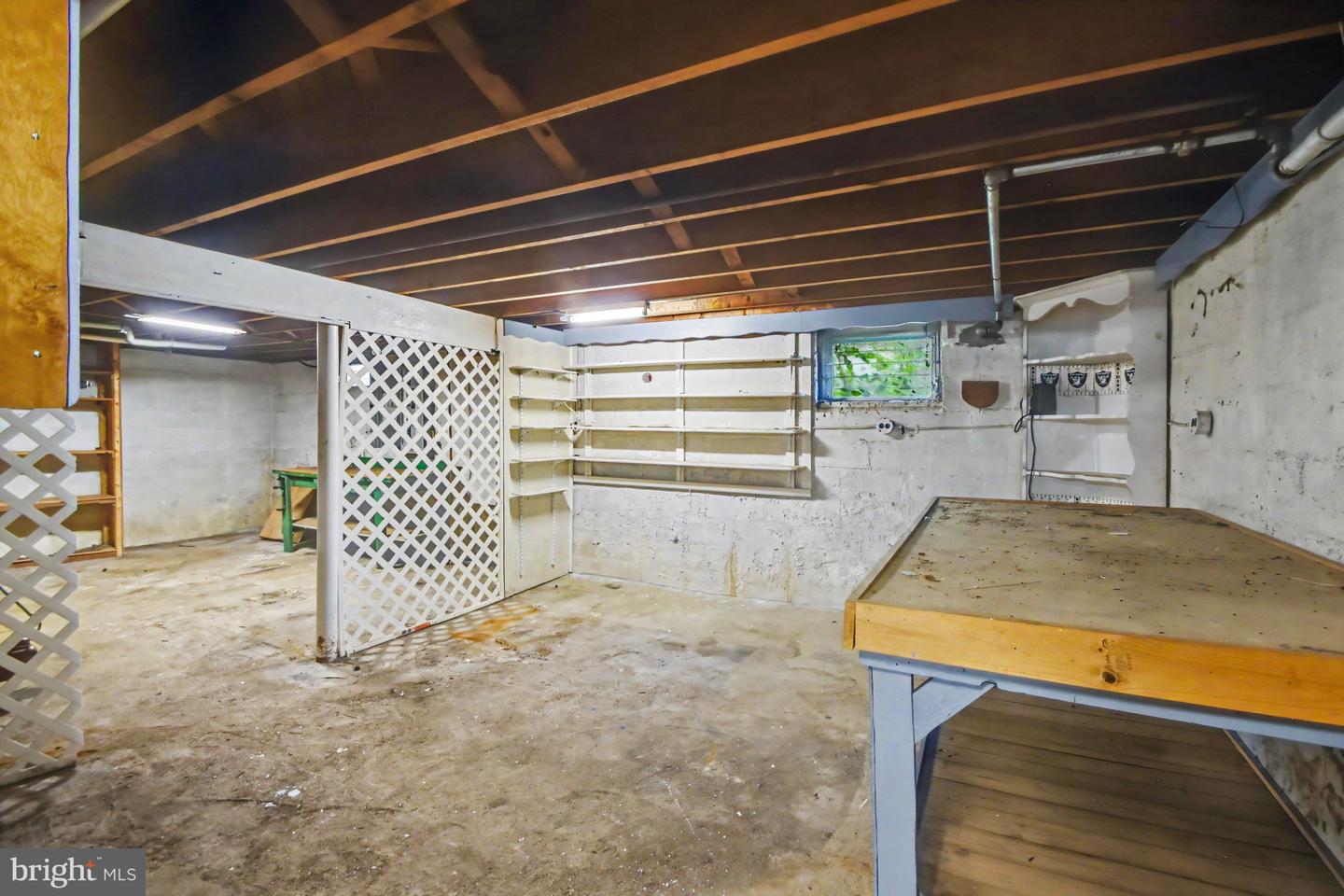 308 Runnymede Ave # Property Photo 26