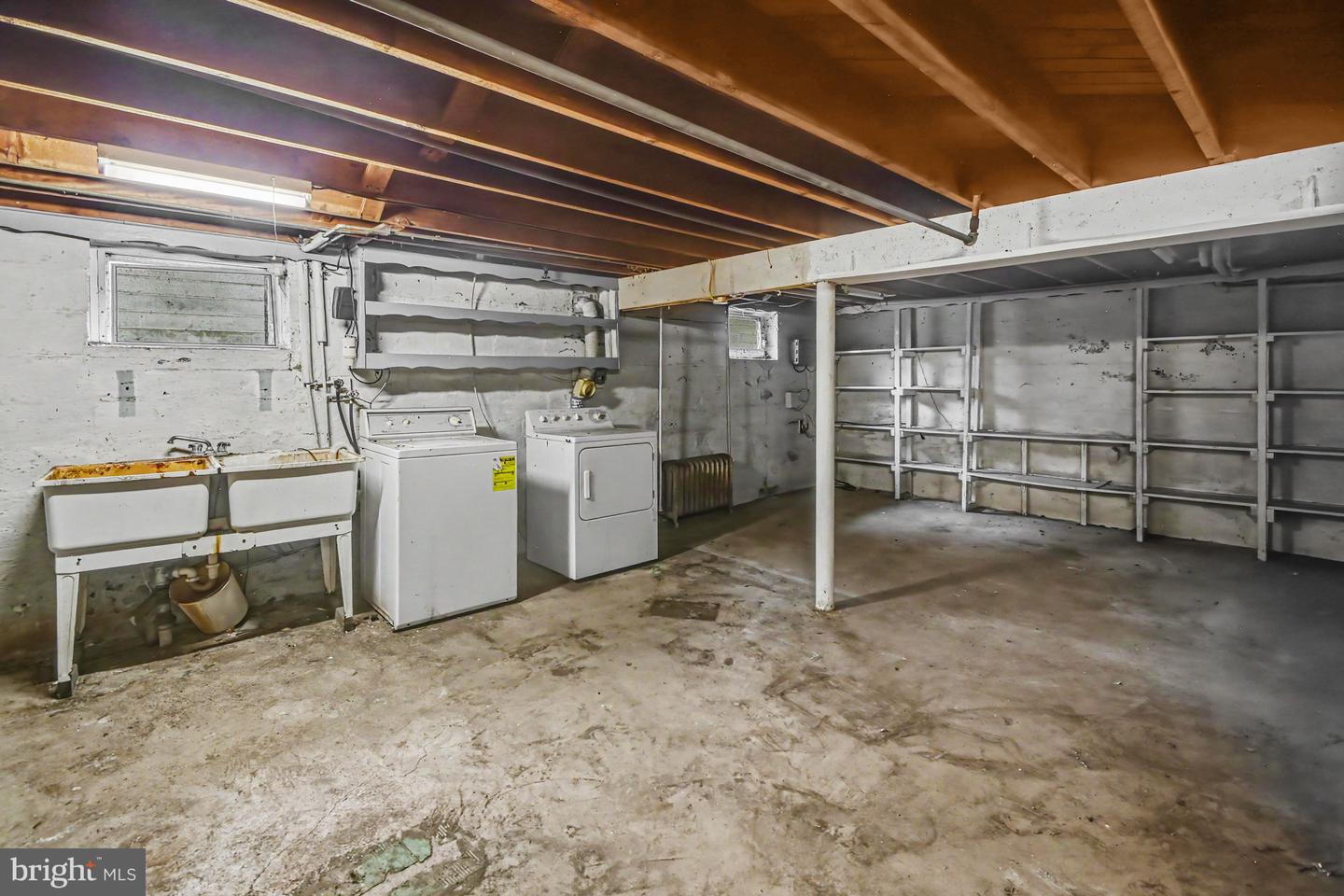 308 Runnymede Ave # Property Photo 27