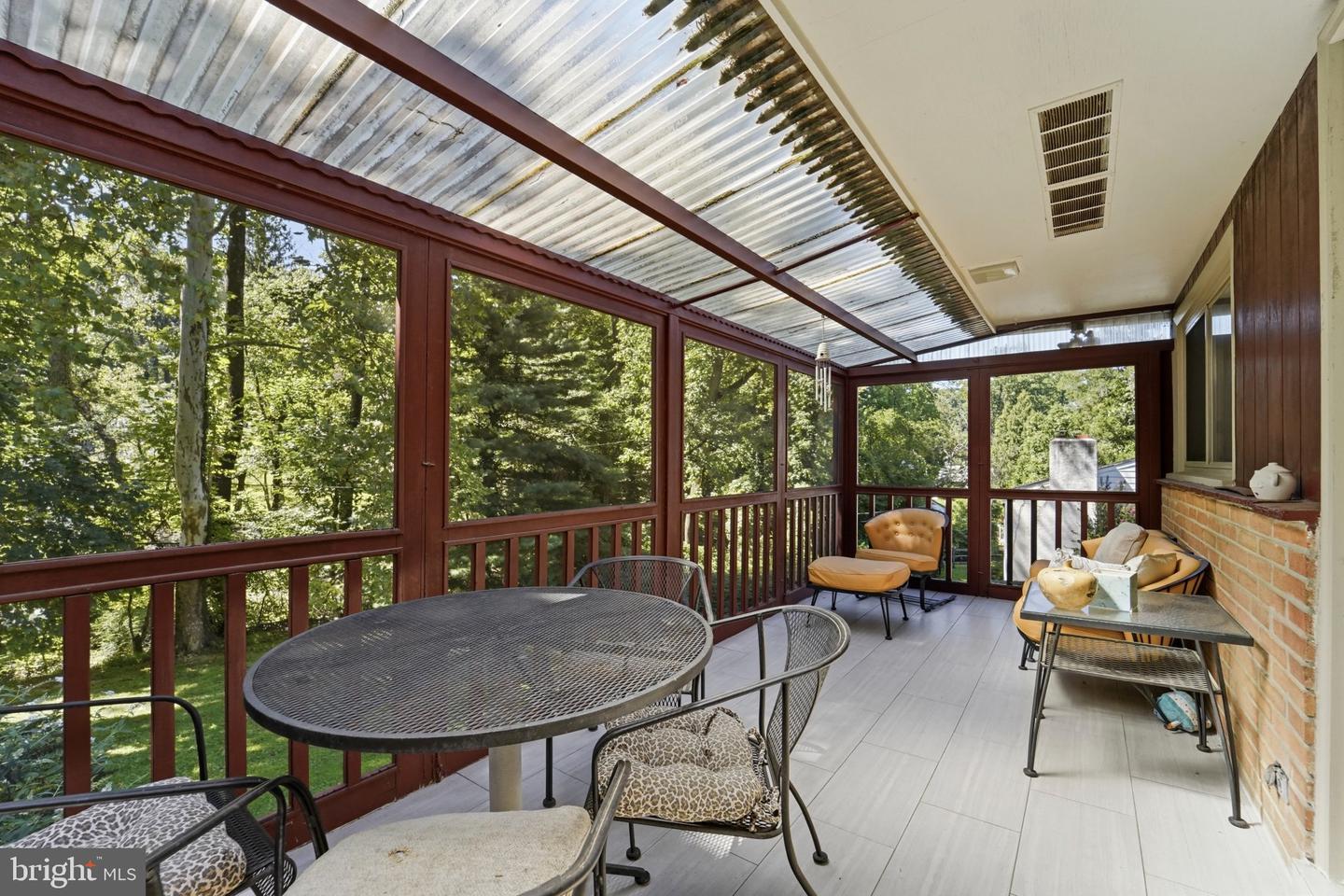 1200 Pheasant Rd Property Photo 30