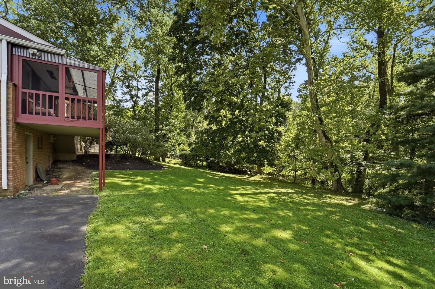 1200 Pheasant Rd Property Photo 33