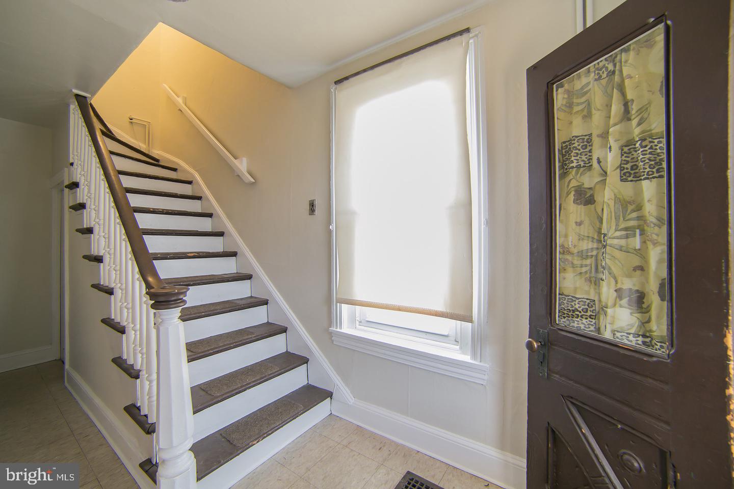 435 LEEDOM STREET #2 Property Photo 1