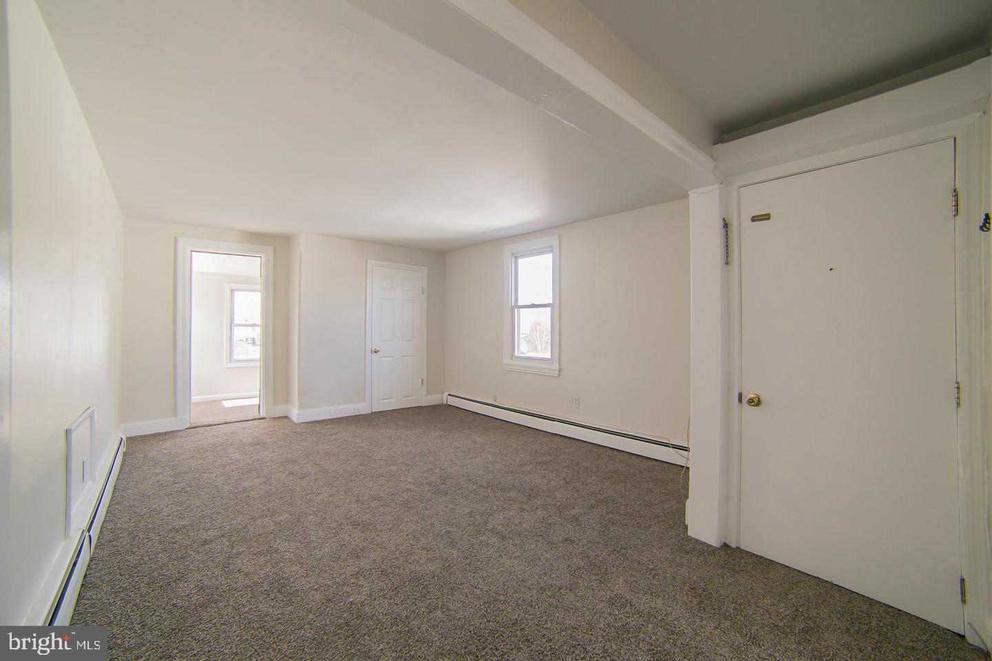 435 Leedom Street #2 Property Photo 4
