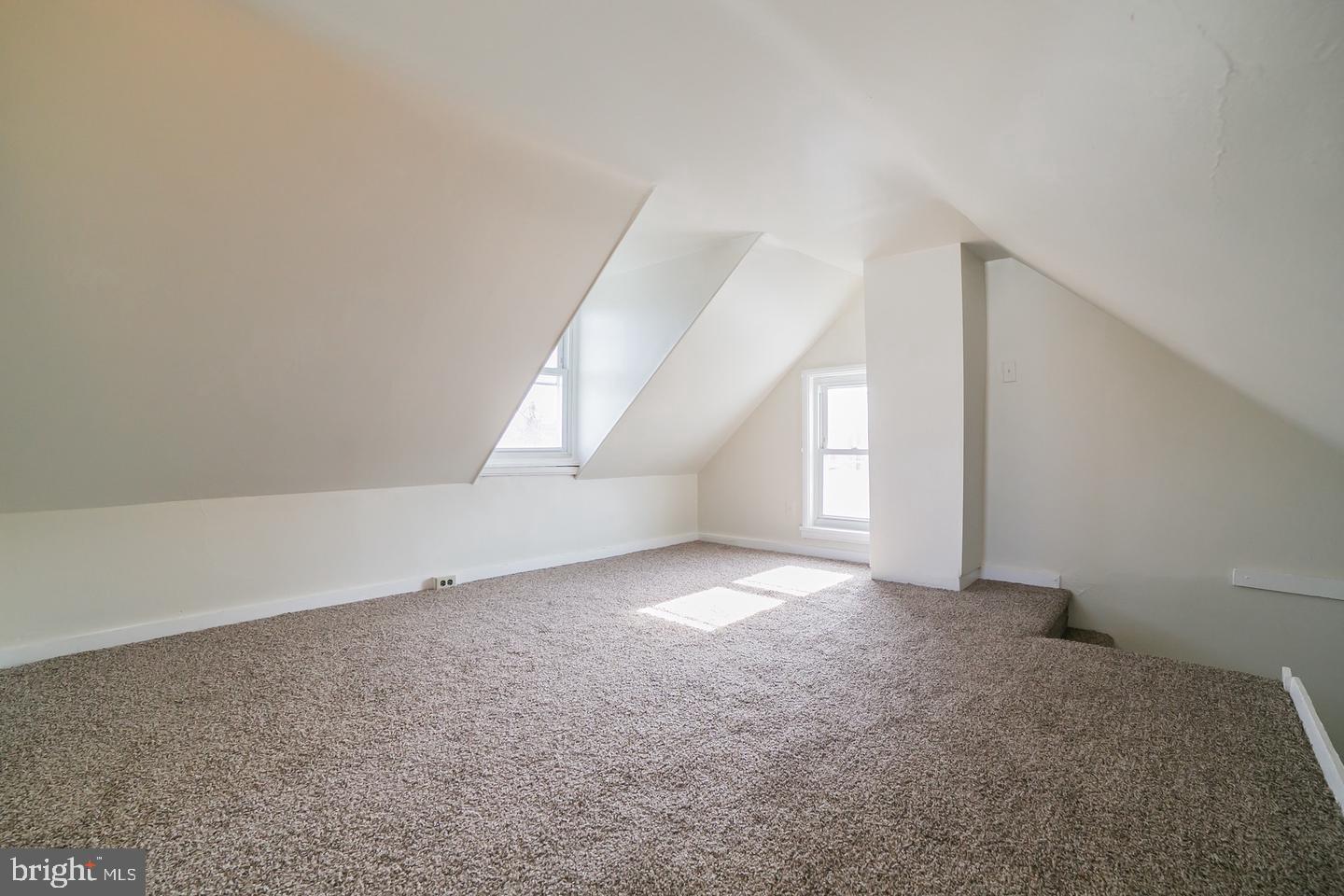 435 Leedom Street #2 Property Photo 10