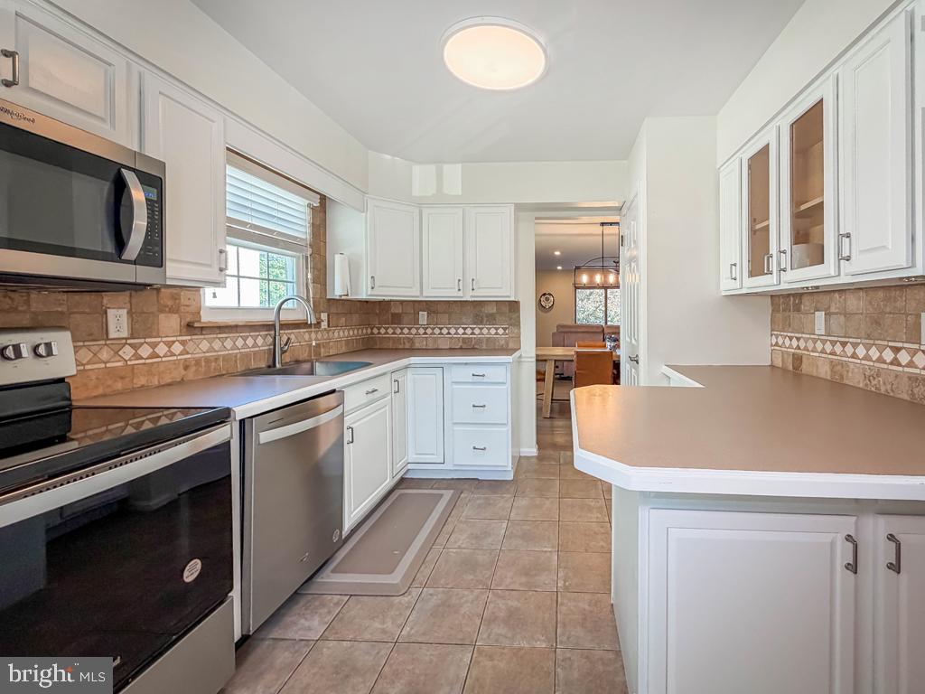 800 Seminole Gardens Property Photo 13