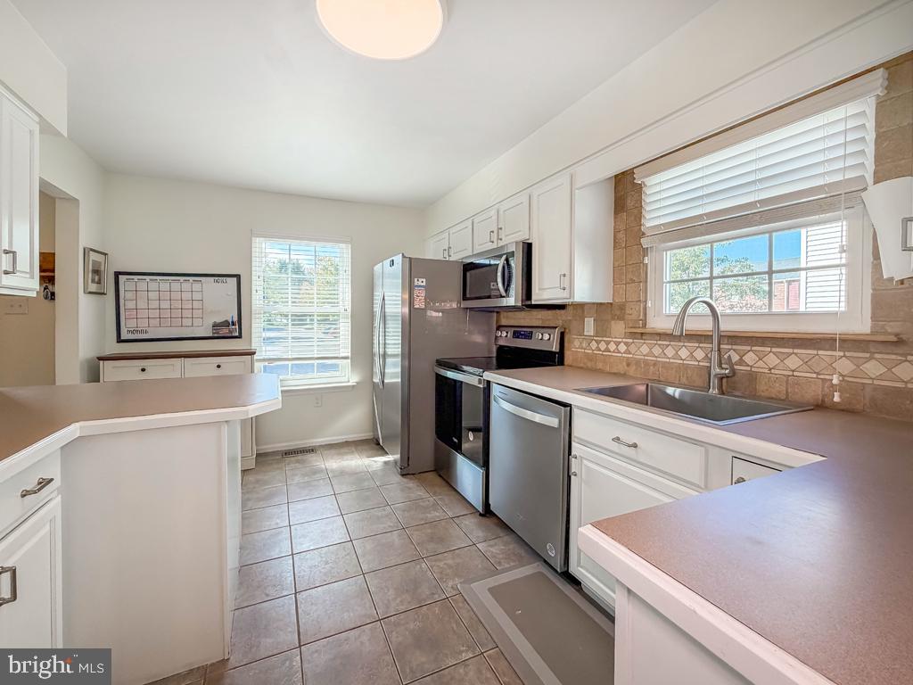 800 Seminole Gardens Property Photo 14