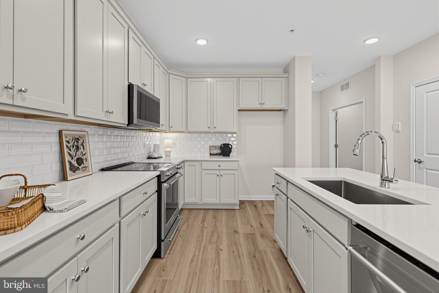431 Washington St #2212 Firestone Property Photo 5