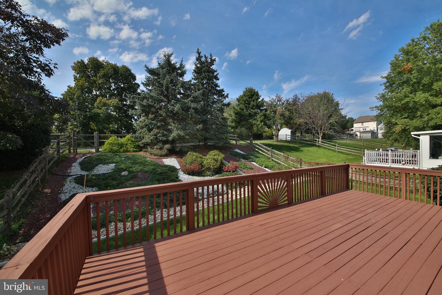 717 Queen Rd # Property Photo 2