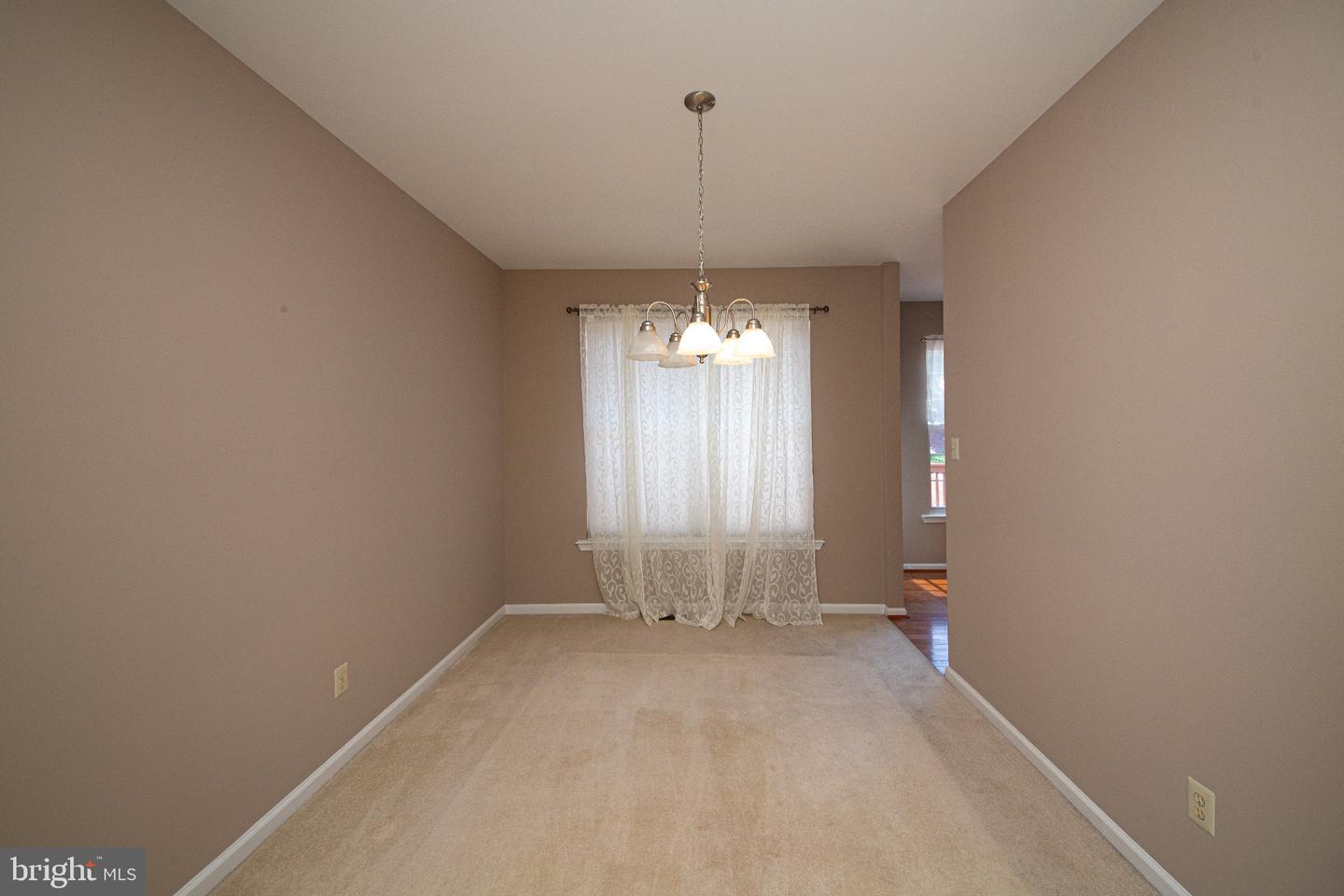 717 Queen Rd # Property Photo 7