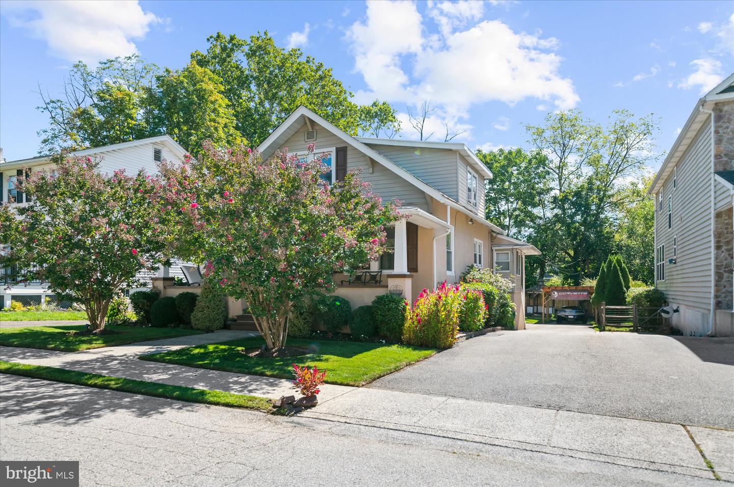 42 Evergreen Rd # Property Photo 1