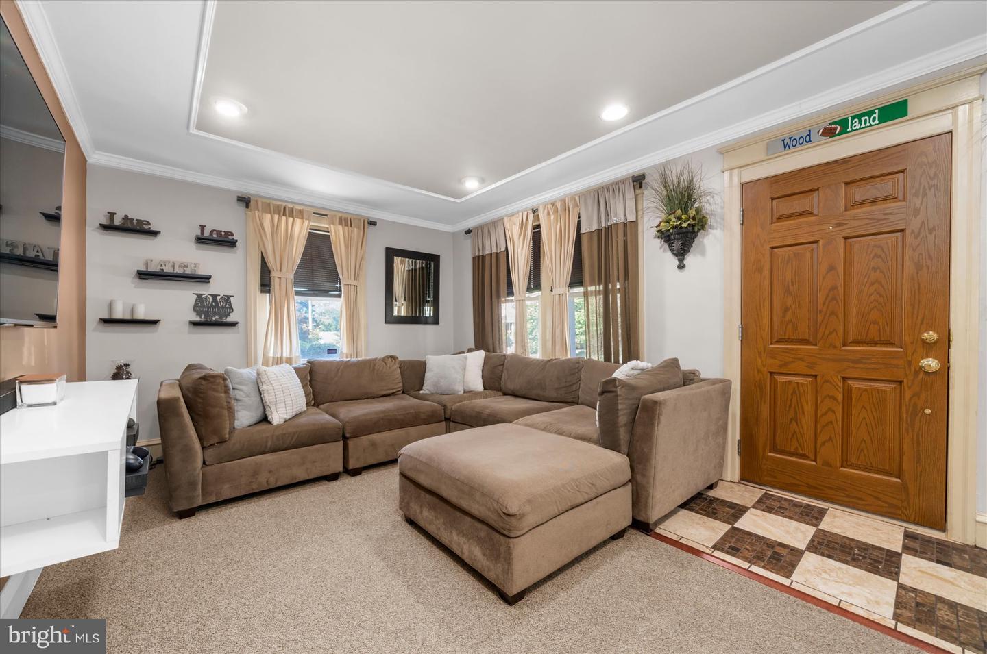 42 Evergreen Rd # Property Photo 3