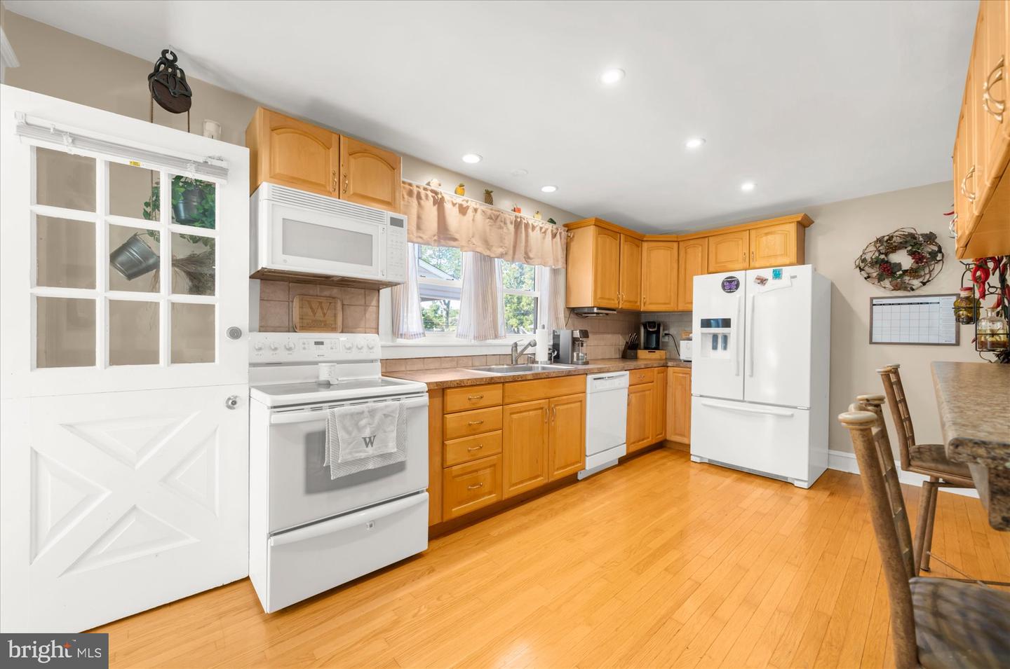 42 Evergreen Rd # Property Photo 7