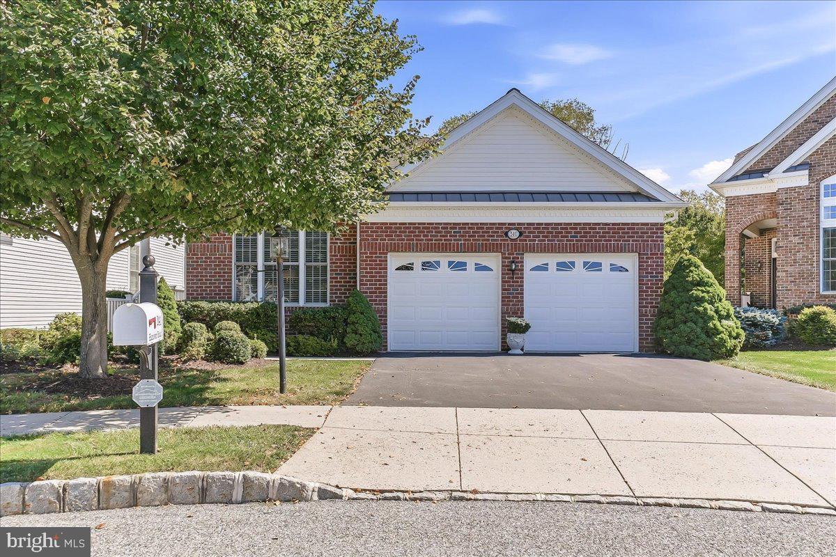 241 Hanover Rd # Property Photo 1