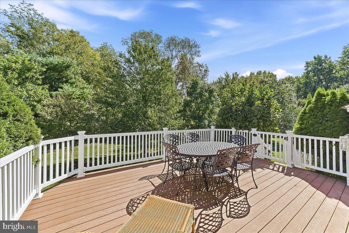 241 Hanover Rd # Property Photo 2