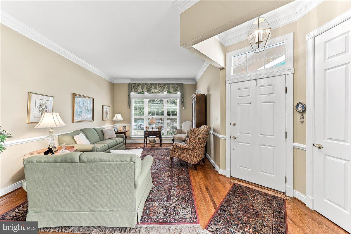 241 Hanover Rd # Property Photo 4