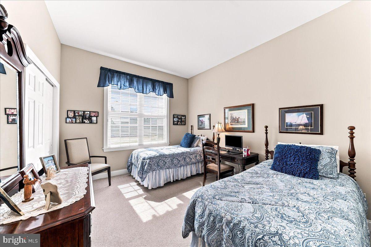 241 Hanover Rd # Property Photo 8