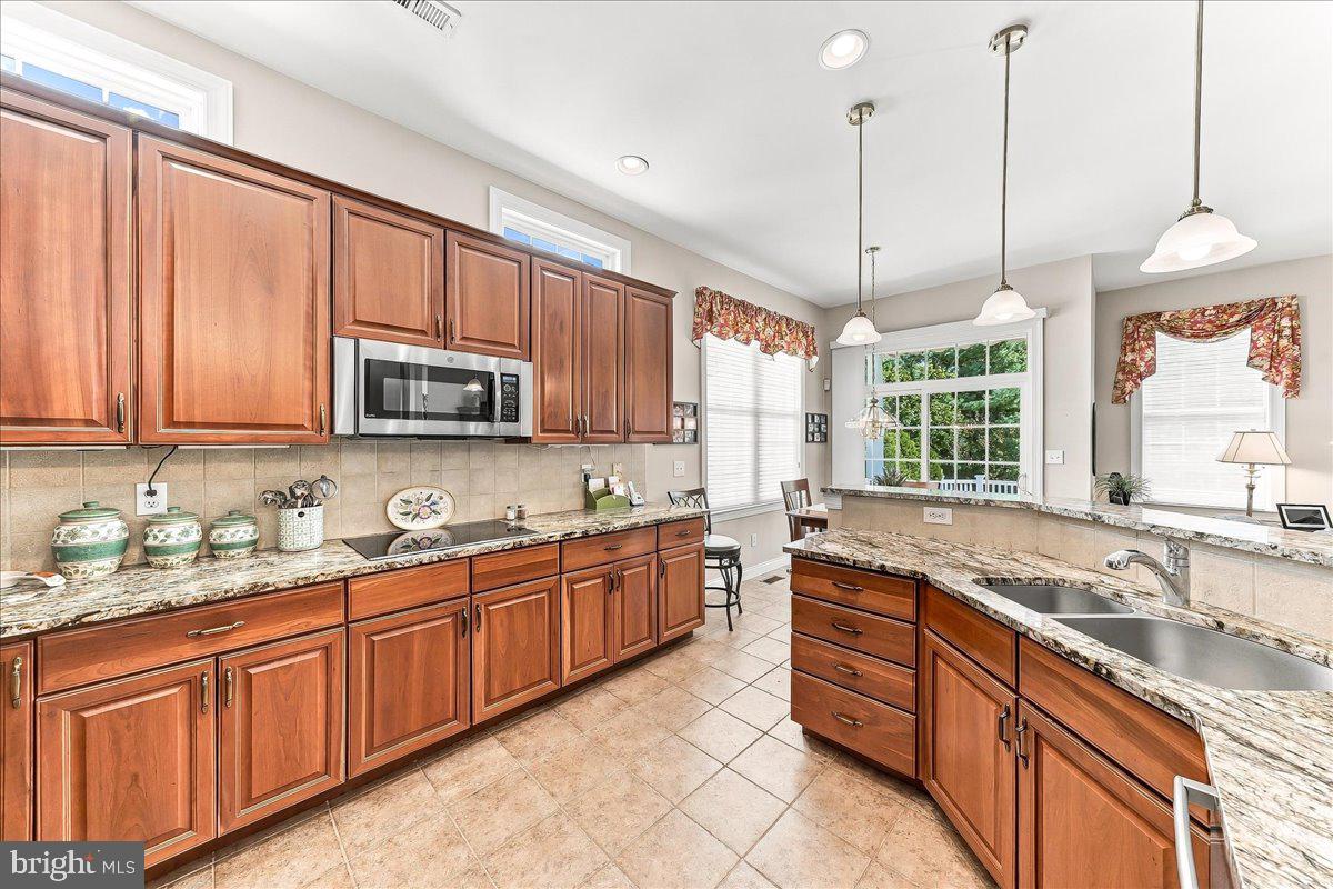 241 Hanover Rd # Property Photo 11