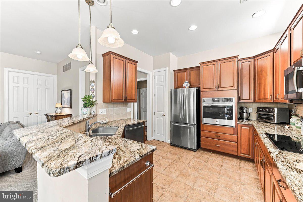 241 Hanover Rd # Property Photo 14