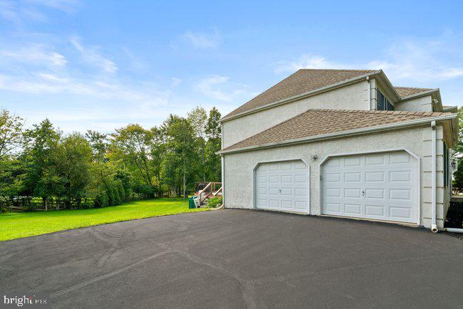 1840 Meredith Ln Property Photo 3