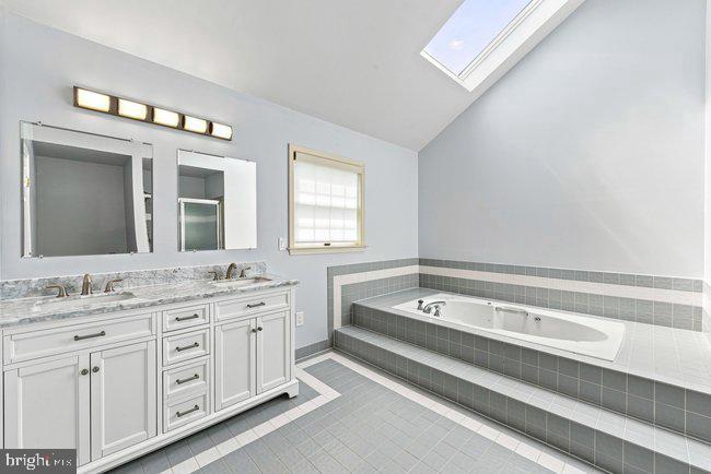 1840 Meredith Ln Property Photo 32