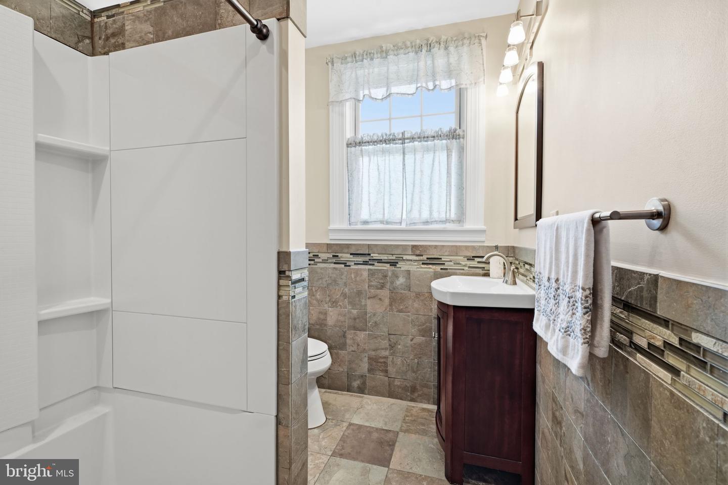 120 Heacock Ln Property Photo 22
