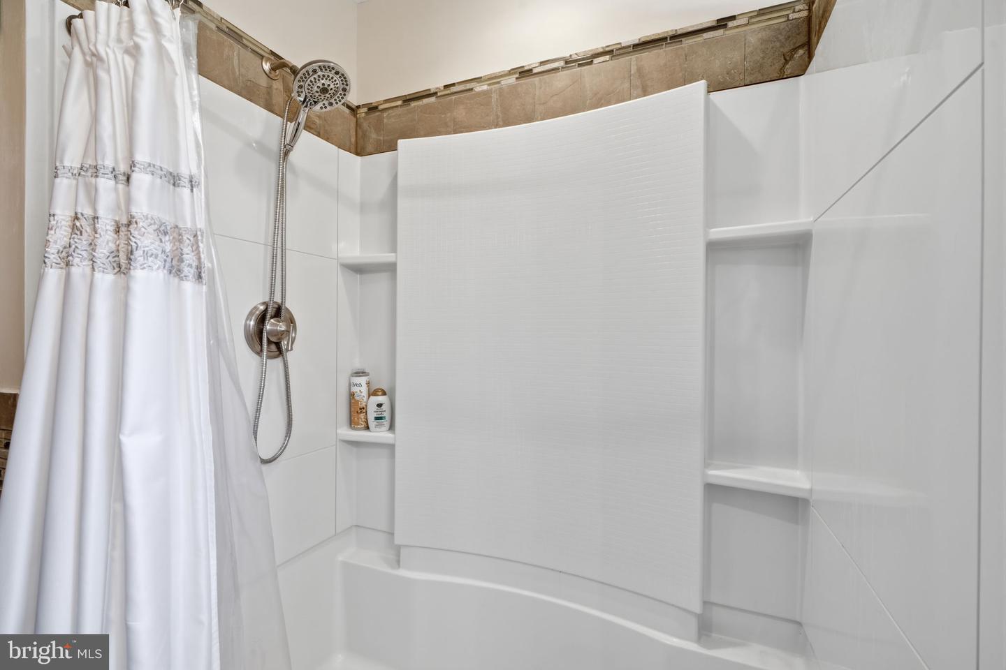 120 Heacock Ln Property Photo 23