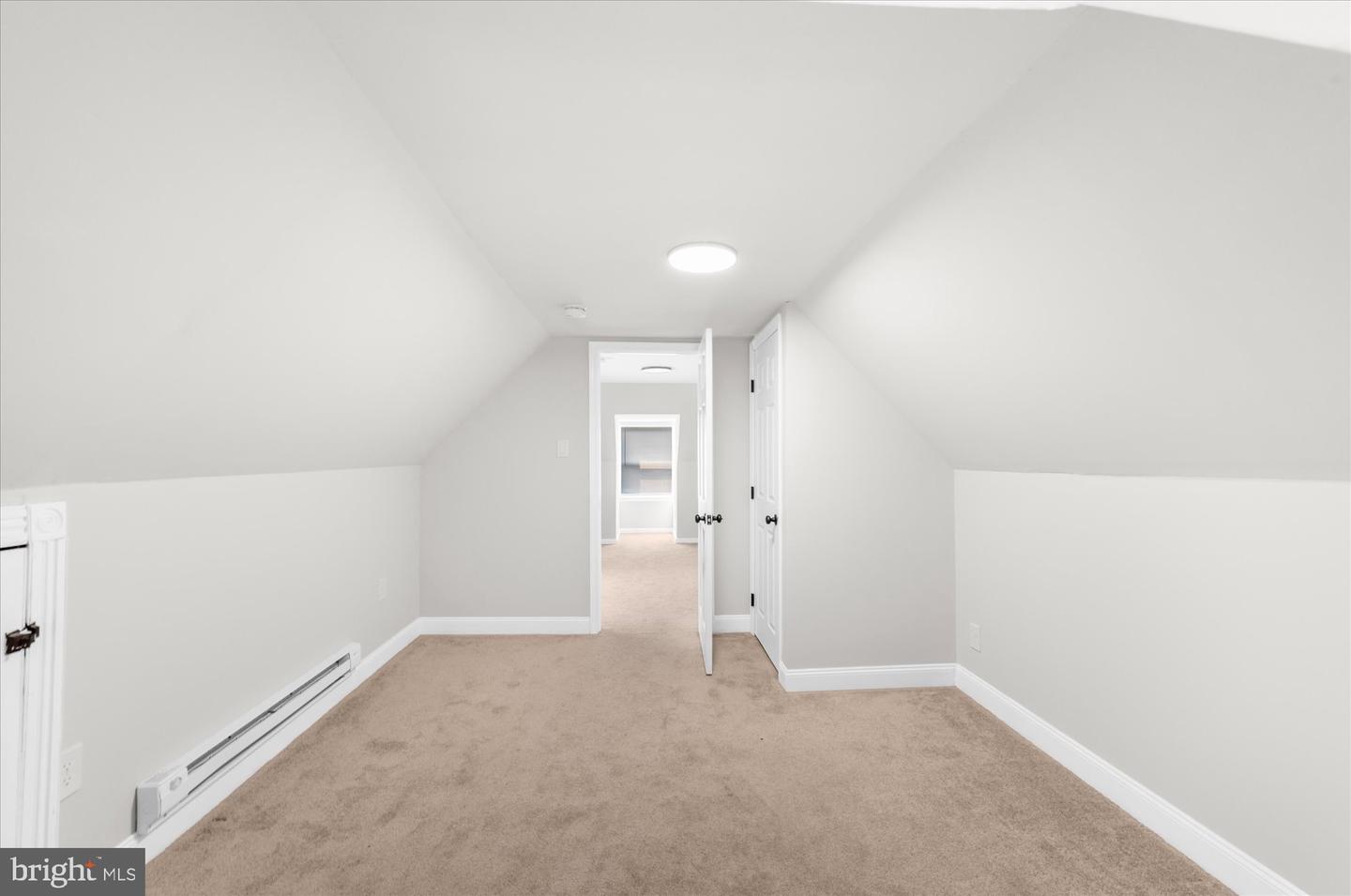 253 Beech St Property Photo 18