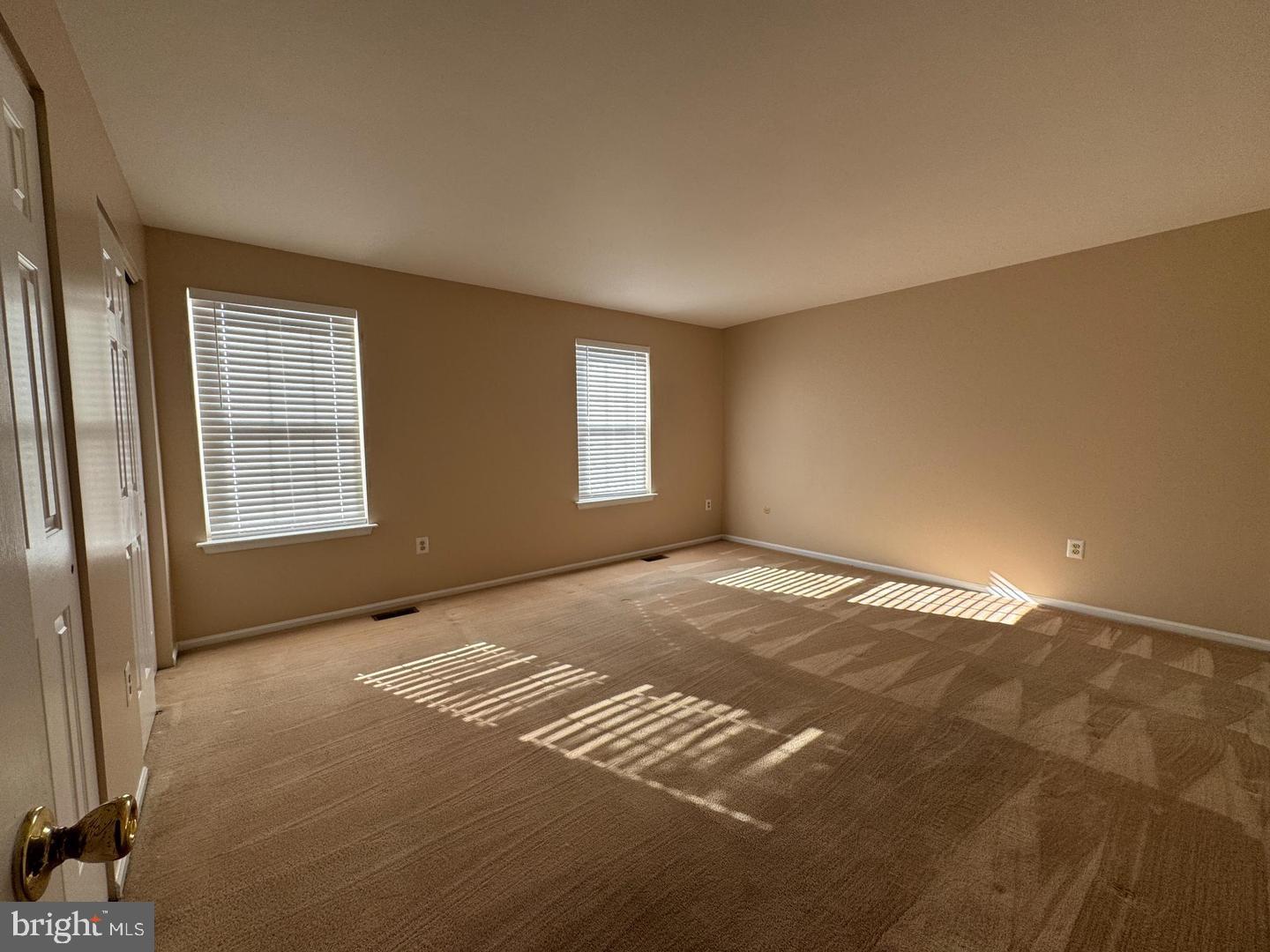 802 Seminole Gdns Property Photo 11