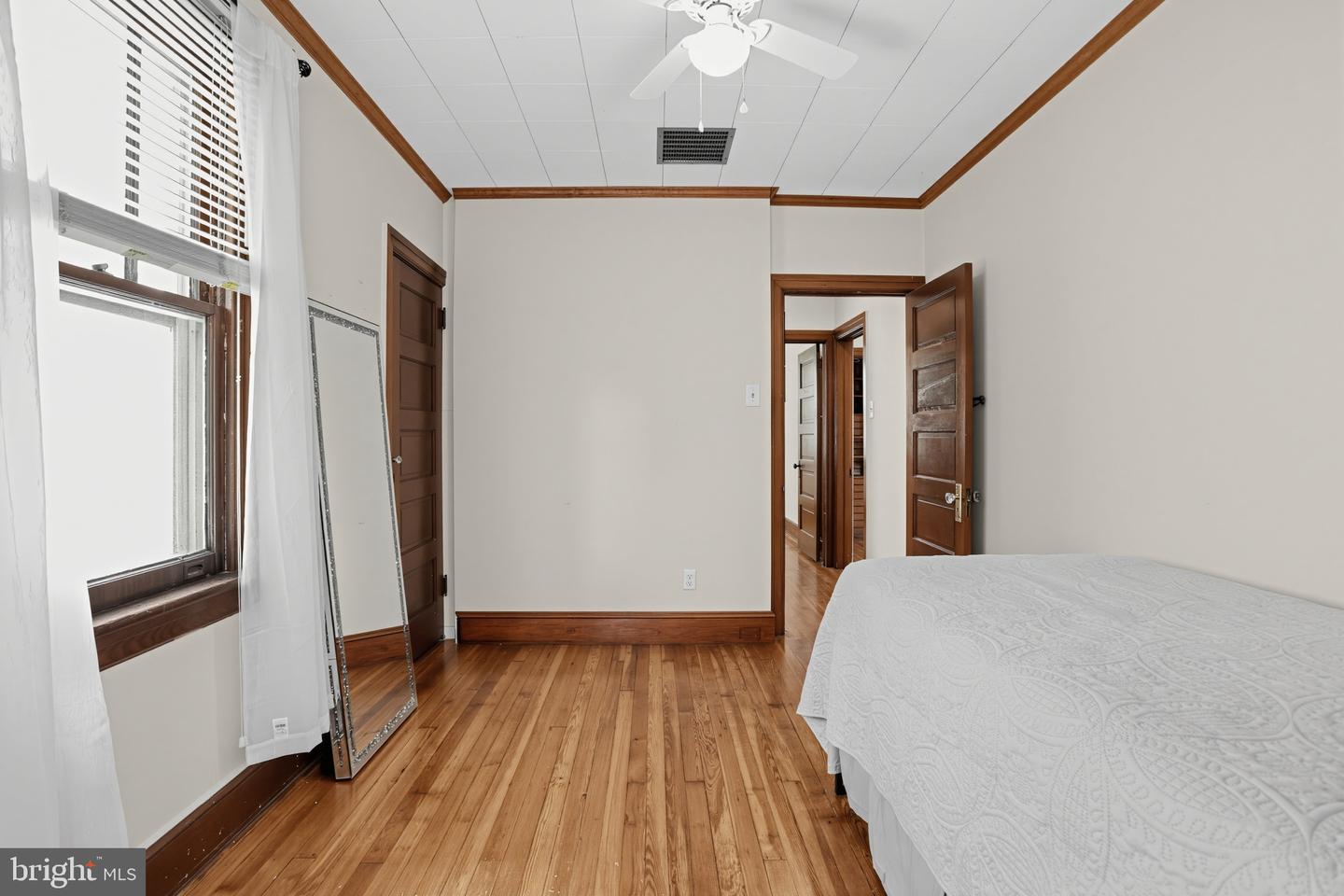2429 Brookdale Ave Property Photo 23