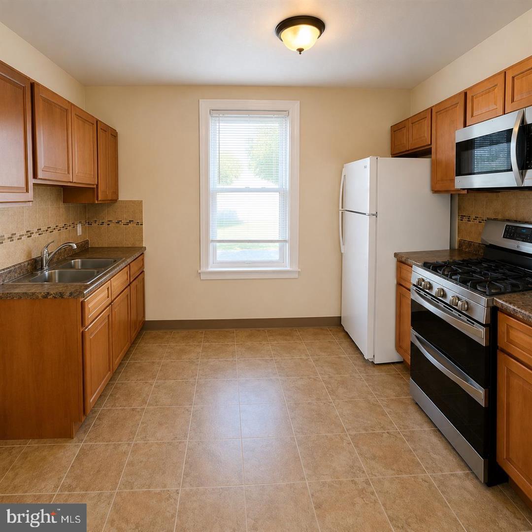 1601 Fairview Ave Property Photo 38