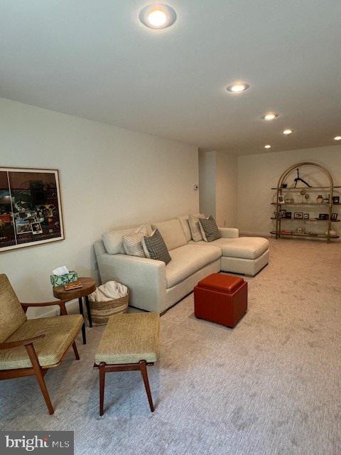 1637 Oakwood Dr #s121 Property Photo 5