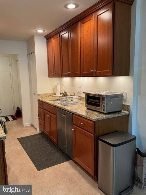 1637 Oakwood Dr #s121 Property Photo 12