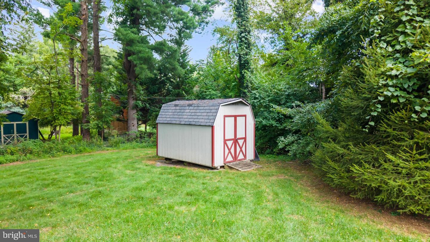 280 County Line Rd Property Photo 41