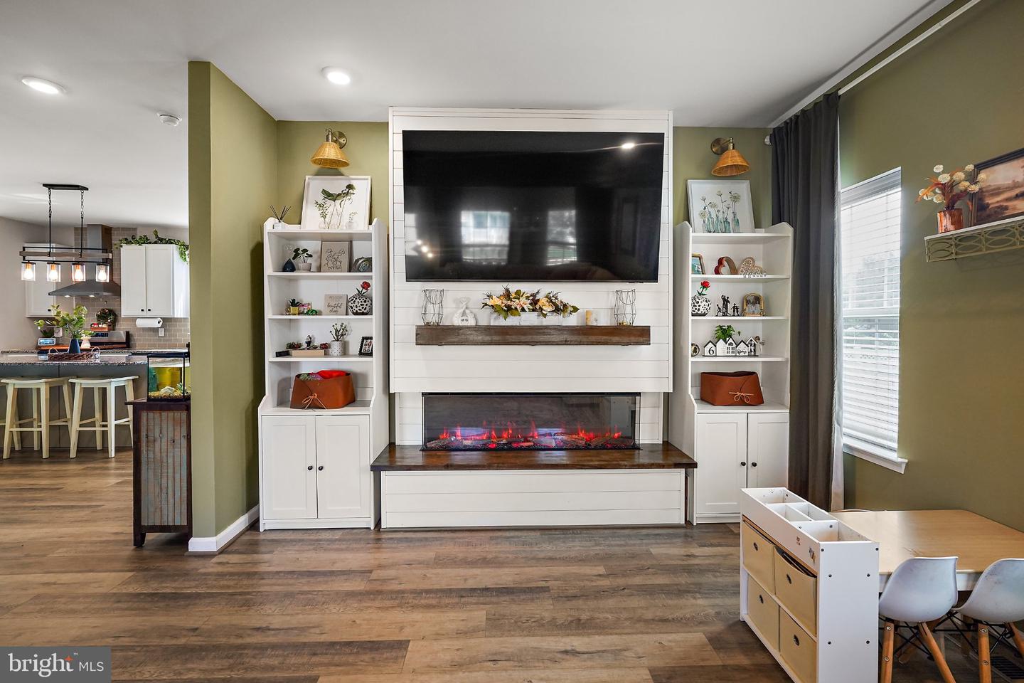 2205 Sunnyvale Property Photo 4