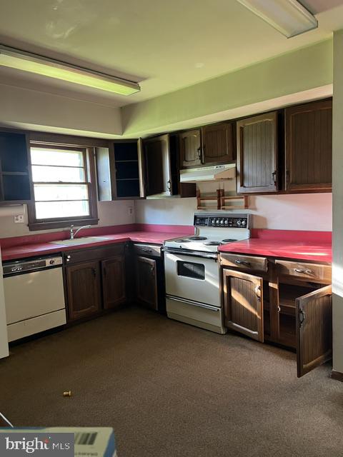 401 Lower State Rd # Property Photo 5