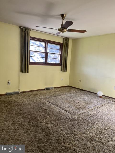401 Lower State Rd # Property Photo 6