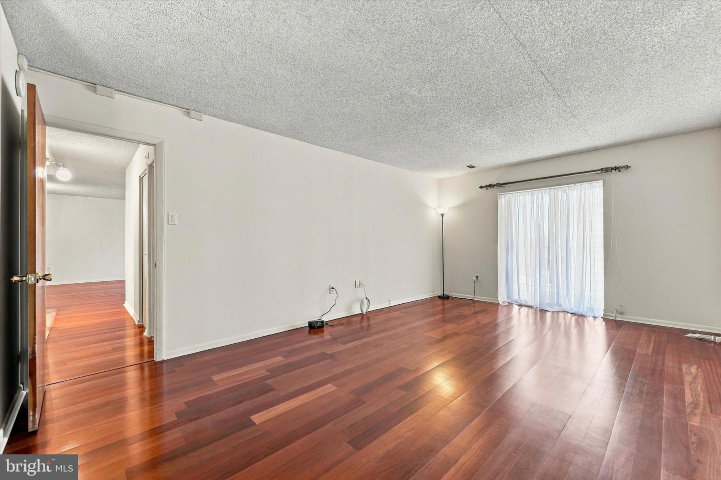10918 Valley Forge Cir #918 Property Photo 10