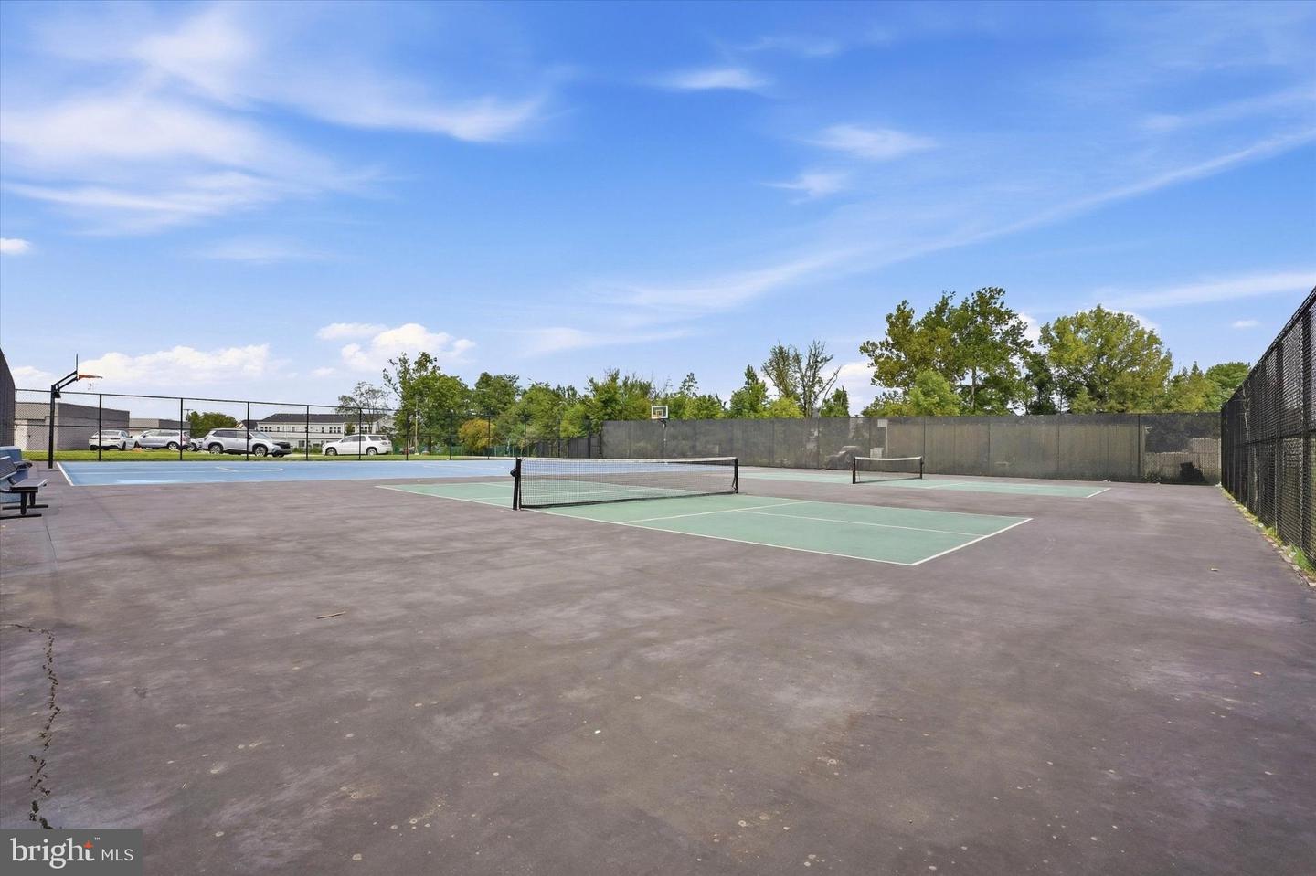 10918 Valley Forge Cir #918 Property Photo 28