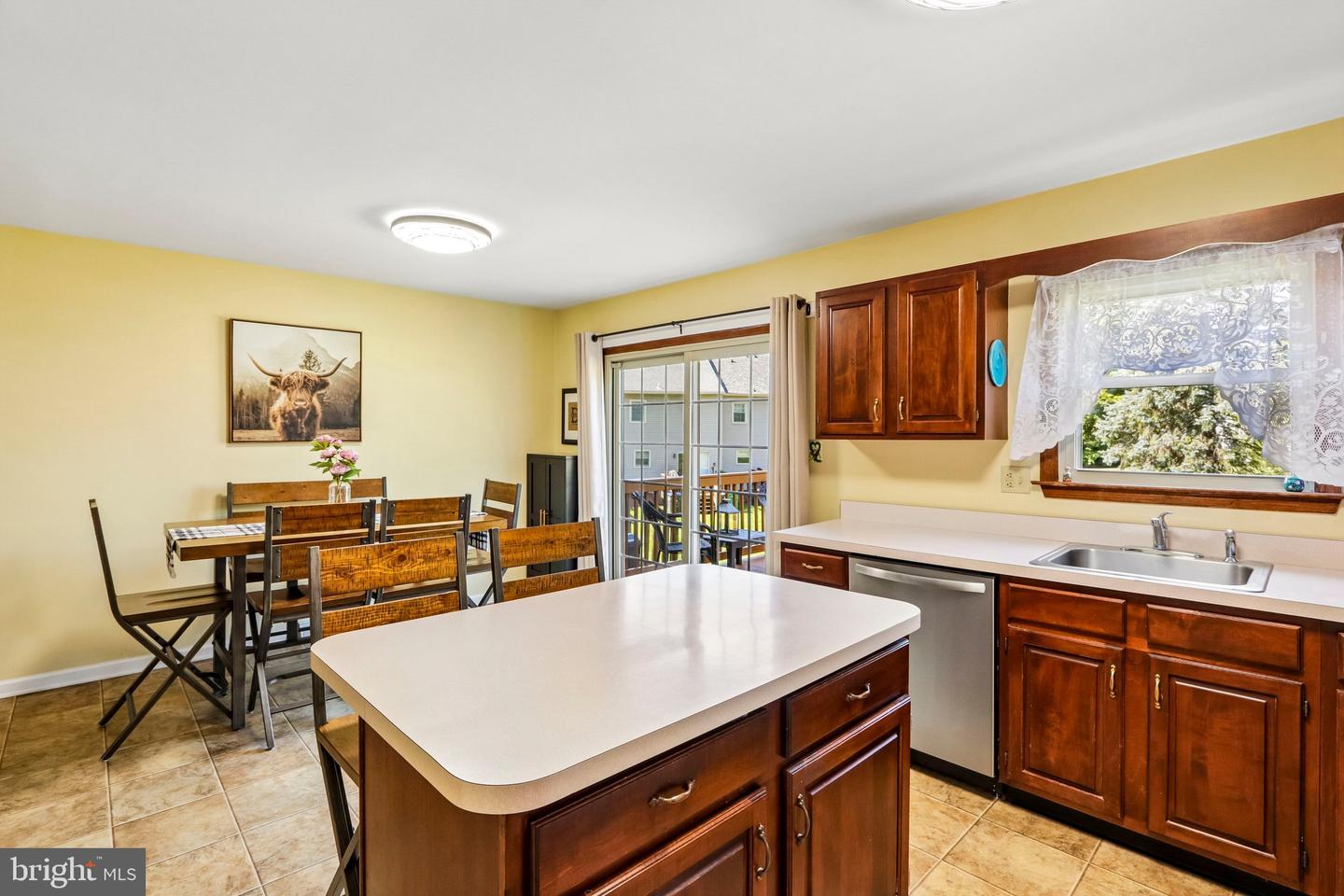 172 Lafayette Ct Property Photo 22