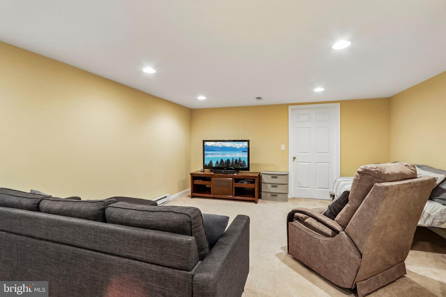 172 Lafayette Ct Property Photo 35