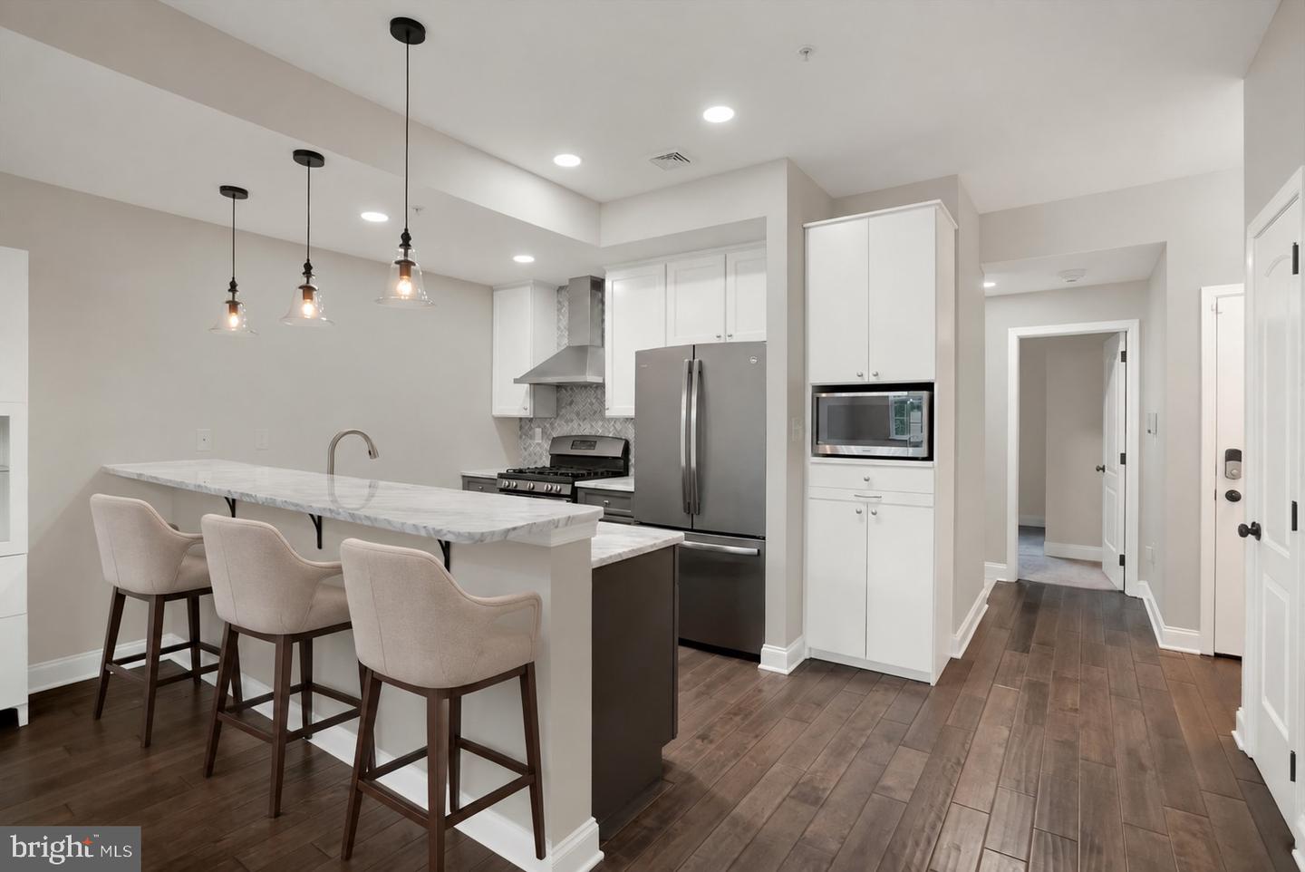 807 Spring Mill Ave #b Property Photo 9