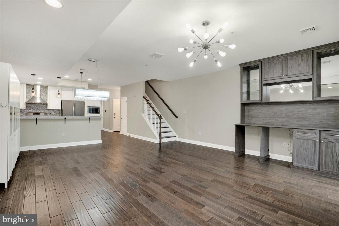 807 Spring Mill Ave #b Property Photo 17