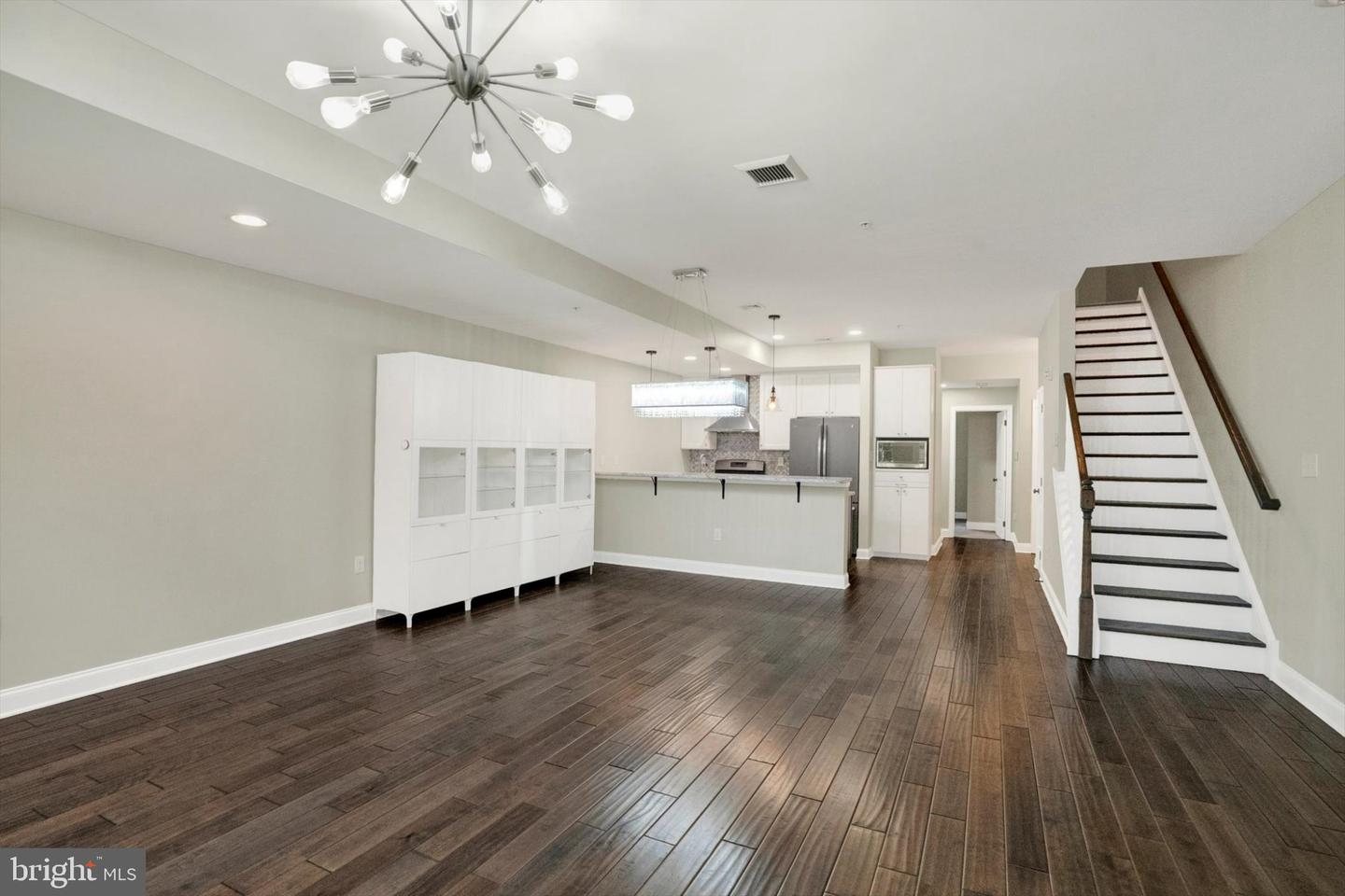 807 Spring Mill Ave #b Property Photo 18