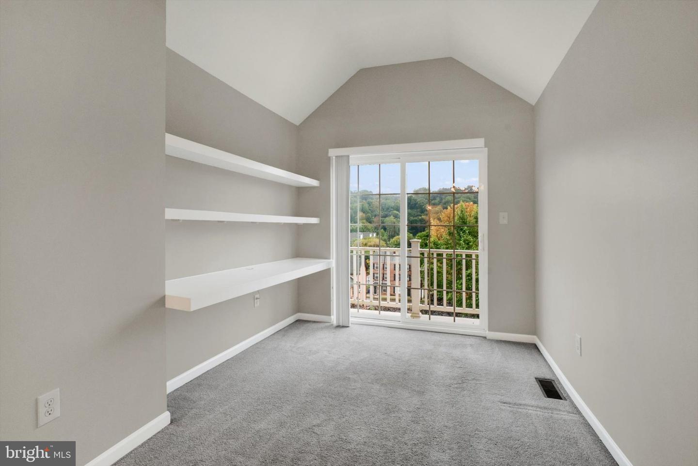 807 Spring Mill Ave #b Property Photo 25