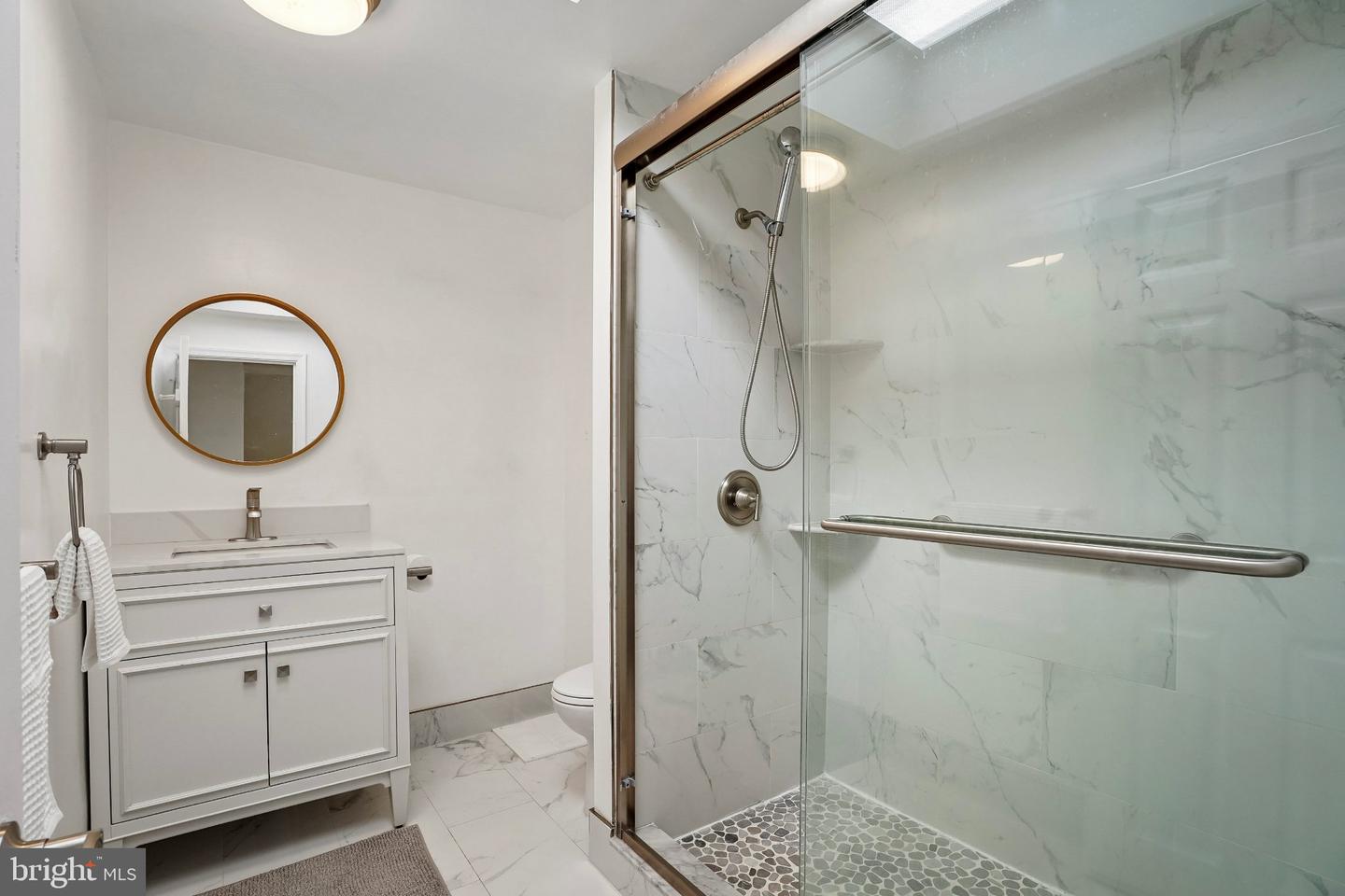 862 Wedgewood Dr # Property Photo 11