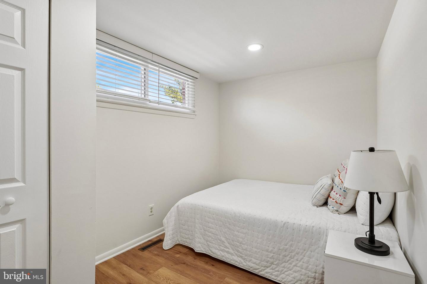 862 Wedgewood Dr # Property Photo 14