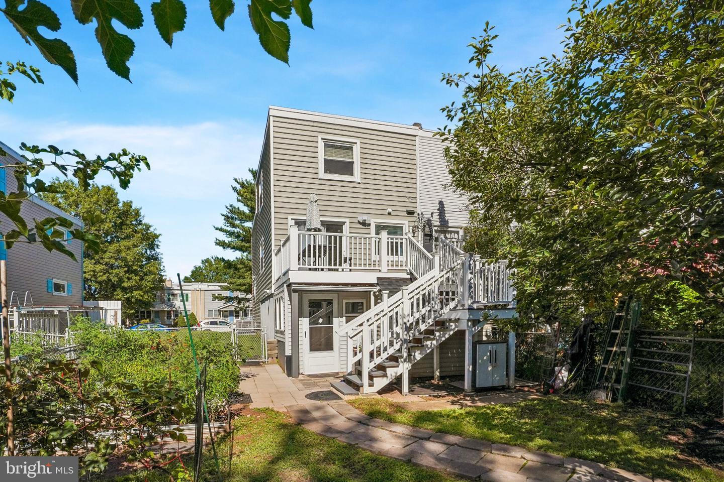862 Wedgewood Dr # Property Photo 25