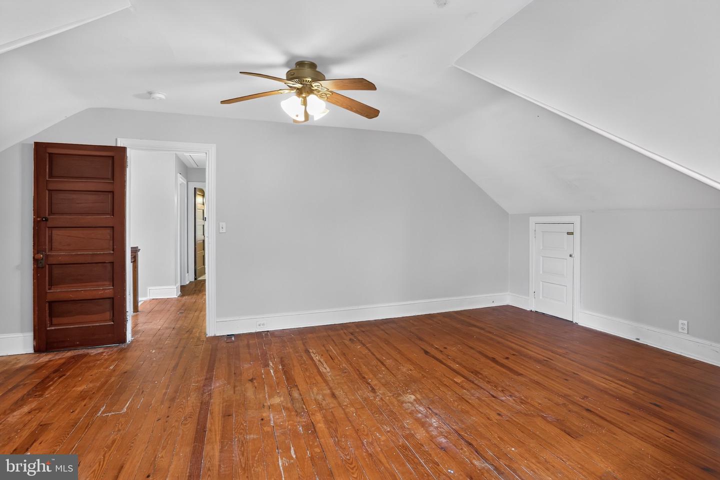 515 Hamilton St Property Photo 46